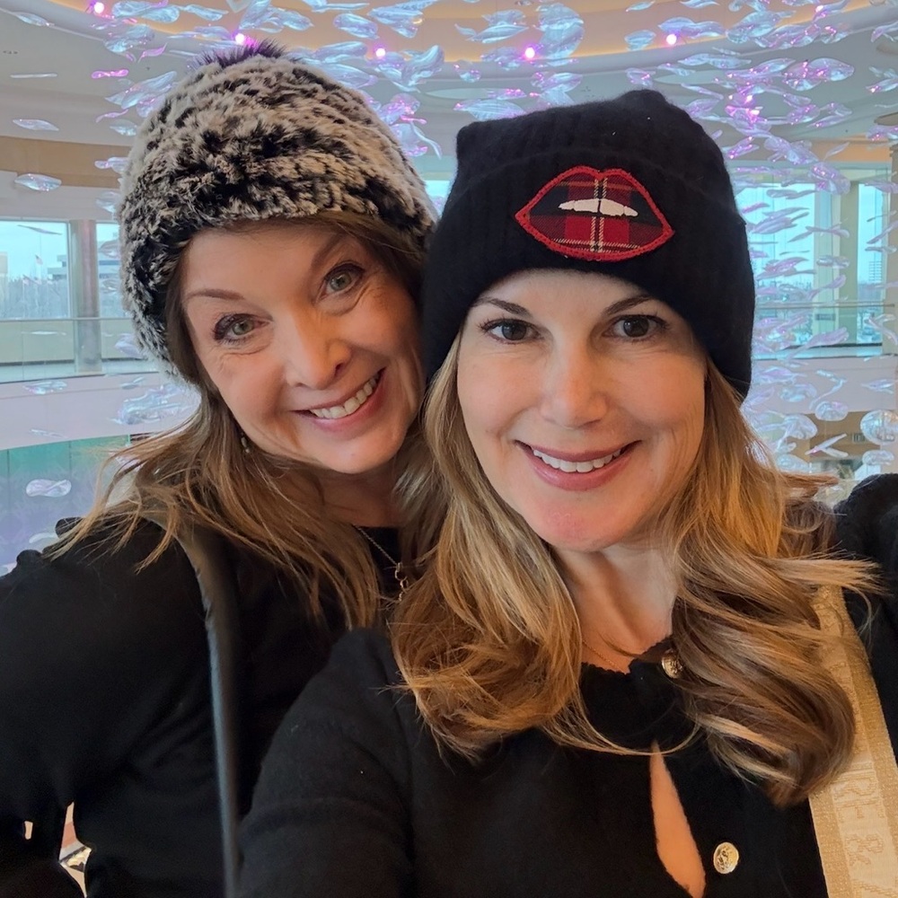 Lauren Moshi Black Beanie with Red Plaid Lips - Picture 2 of 2